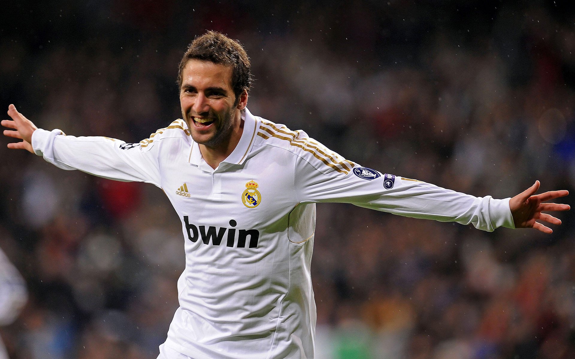 日本队力挫对手，成功晋级下一轮，日本队比赛结果